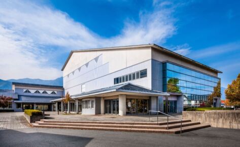 飯島町文化館・図書館